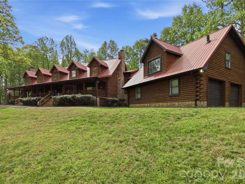 12300 McCord Road, Huntersville, NC 28078.  MLS# CAR4370351, YatesRealty ID 14070. 