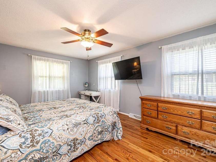 1276 Beechwood Drive, Newton, NC 28658.  MLS# CAR4260663, YatesRealty ID 14070. 