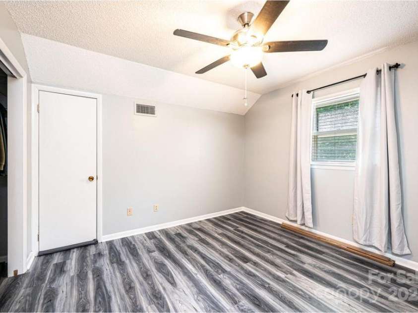 1276 Beechwood Drive, Newton, NC 28658.  MLS# CAR4260663, YatesRealty ID 14070. 