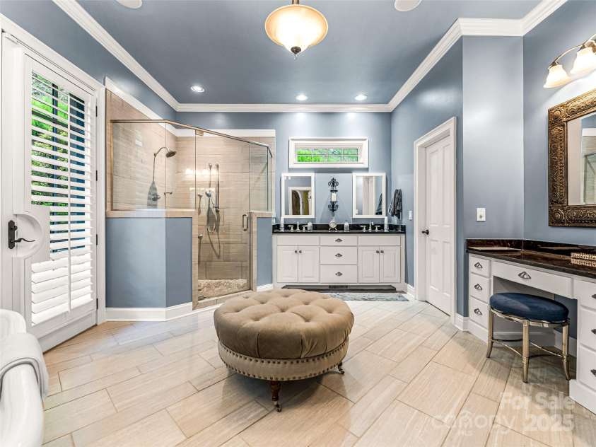 202 Emerald Lane, Maggie Valley, NC 28751.  MLS# CAR4047356, YatesRealty ID 14071. 