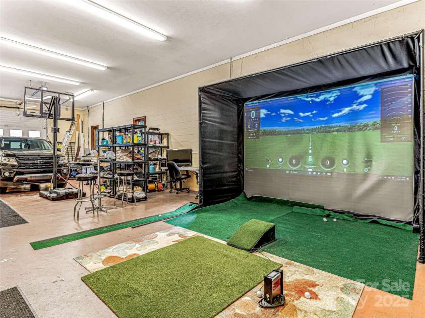 202 Emerald Lane, Maggie Valley, NC 28751.  MLS# CAR4047356, YatesRealty ID 14071. 