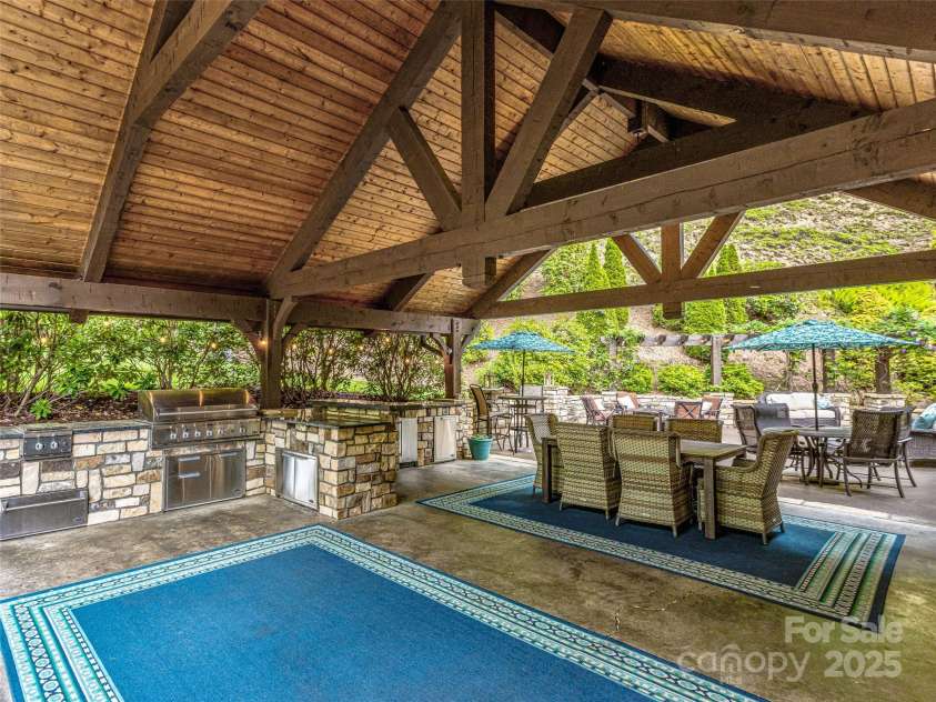202 Emerald Lane, Maggie Valley, NC 28751.  MLS# CAR4047356, YatesRealty ID 14071. 