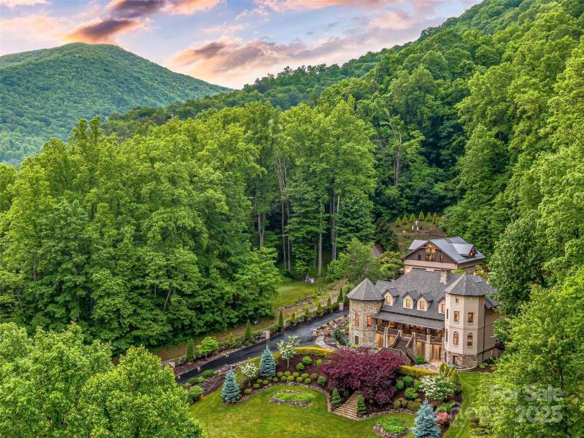 202 Emerald Lane, Maggie Valley, NC 28751.  MLS# CAR4047356, YatesRealty ID 14071. A North Carolina Mountain Castle