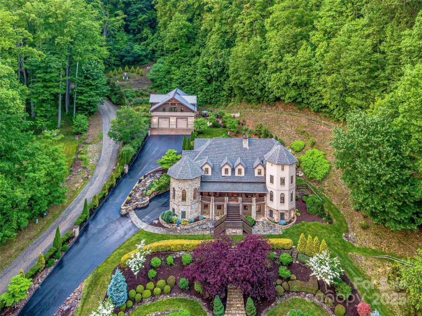 202 Emerald Lane, Maggie Valley, NC 28751.  MLS# CAR4047356, YatesRealty ID 14071. Private getaway? Wedding venue?