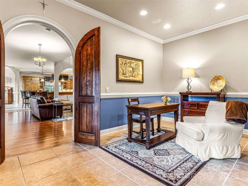 202 Emerald Lane, Maggie Valley, NC 28751.  MLS# CAR4047356, YatesRealty ID 14071. Reading room in the Primary Suite.
