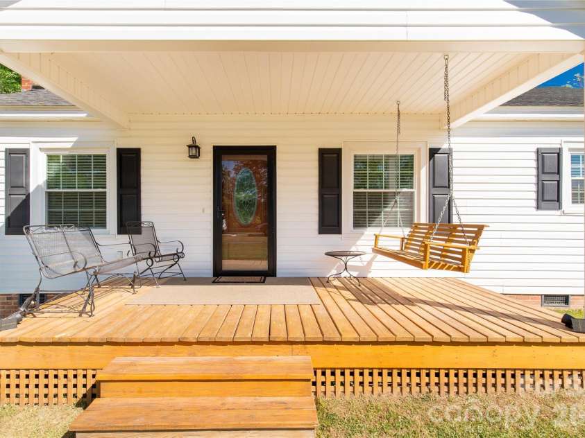 175 Bailey Road, Lancaster, SC 29720.  MLS# CAR4369121, YatesRealty ID 14073. 