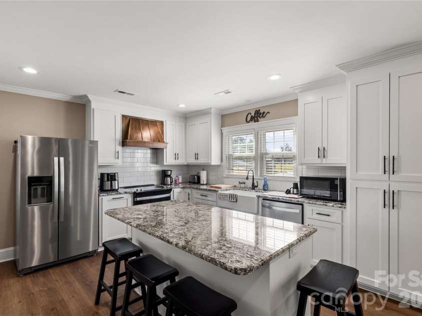 175 Bailey Road, Lancaster, SC 29720.  MLS# CAR4369121, YatesRealty ID 14073. 