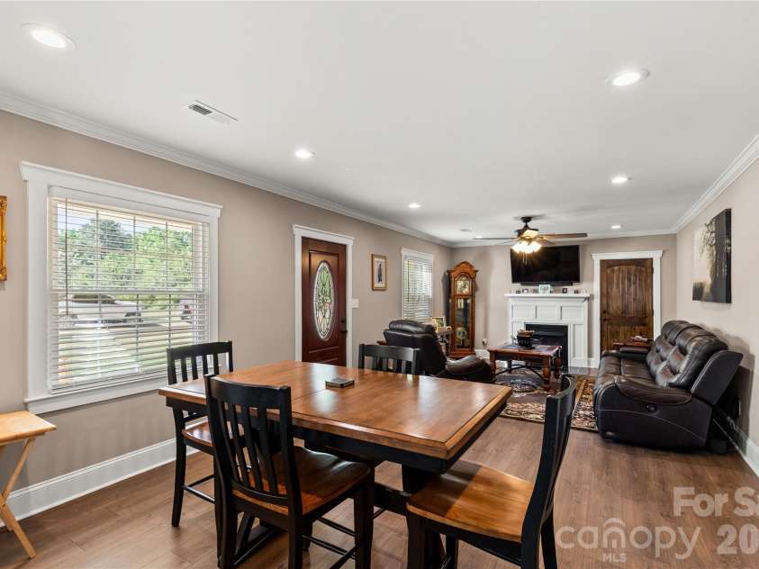 175 Bailey Road, Lancaster, SC 29720.  MLS# CAR4369121, YatesRealty ID 14073. 