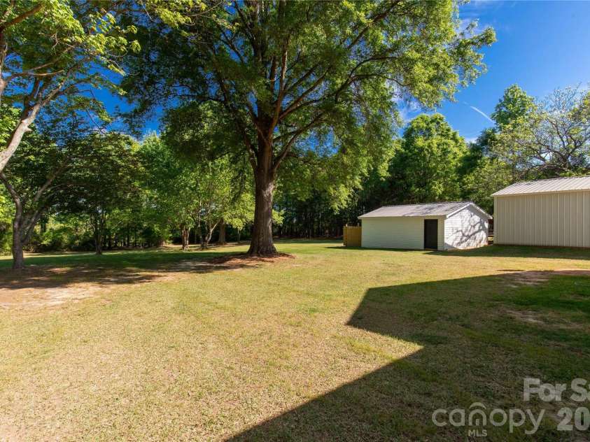 175 Bailey Road, Lancaster, SC 29720.  MLS# CAR4369121, YatesRealty ID 14073. 