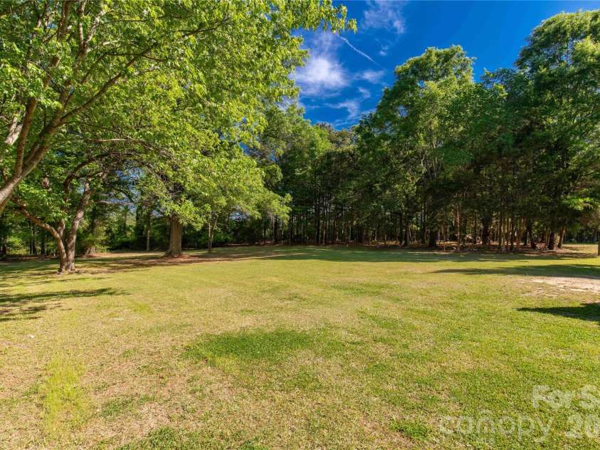 175 Bailey Road, Lancaster, SC 29720.  MLS# CAR4369121, YatesRealty ID 14073. 