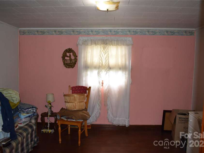 118 Fourth C Street, Marion, NC 28752.  MLS# CAR4260321, YatesRealty ID 14074. 