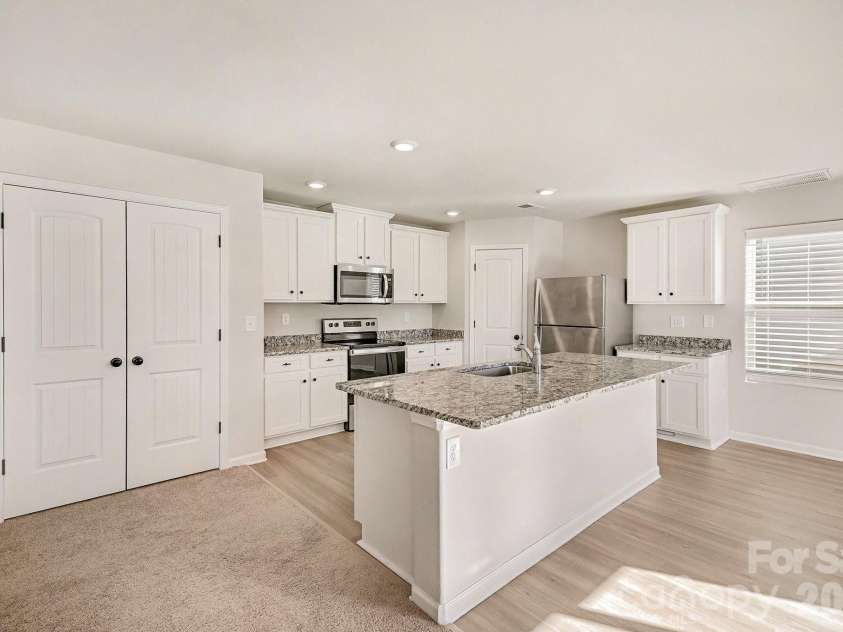 329 Aniston Lane, Shelby, NC 28152.  MLS# CAR4329898, YatesRealty ID 14075. 