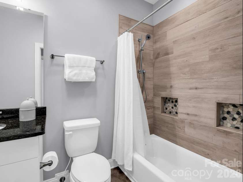 29 Stonehollow Lane, Brevard, NC 28712.  MLS# CAR4347760, YatesRealty ID 14076. 2nd guest bathroom