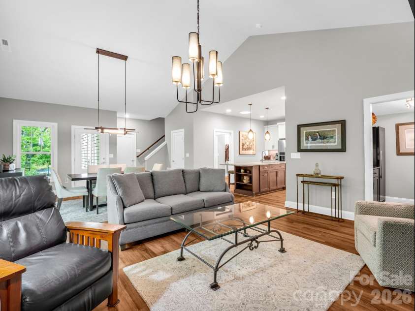 29 Stonehollow Lane, Brevard, NC 28712.  MLS# CAR4347760, YatesRealty ID 14076. 
