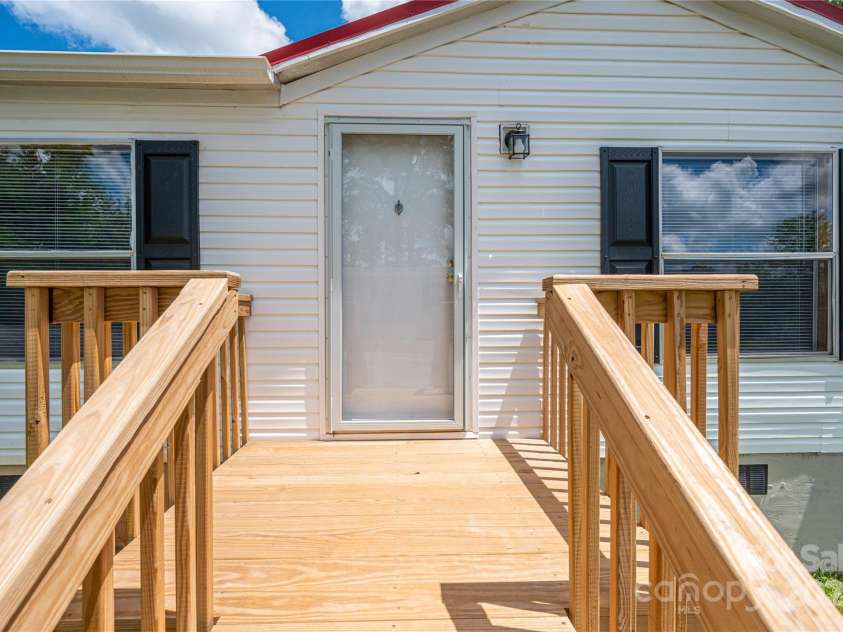 376 Puzzle Creek Road, Bostic, NC 28018.  MLS# CAR4260139, YatesRealty ID 14076. 