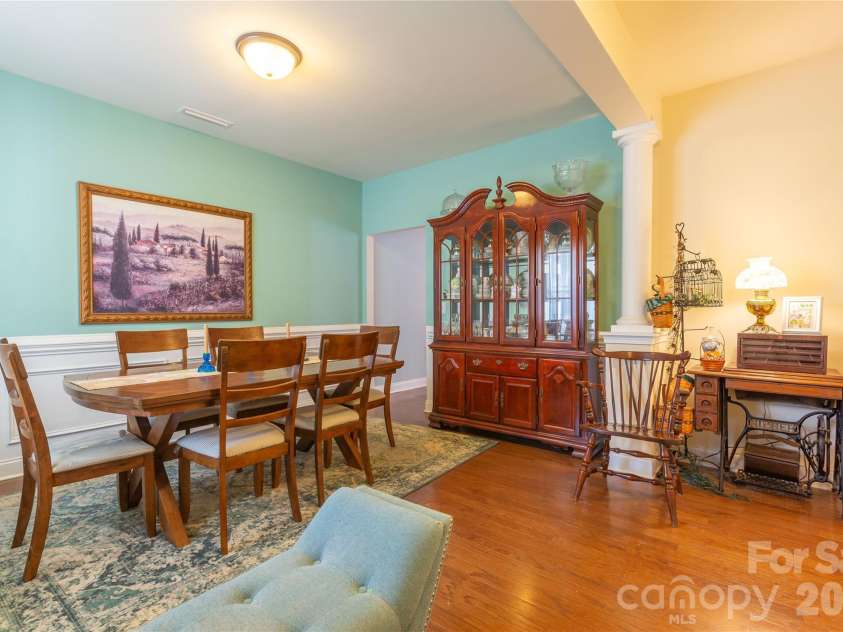 19449 Smith Circle, Cornelius, NC 28031.  MLS# CAR4347470, YatesRealty ID 14079. 