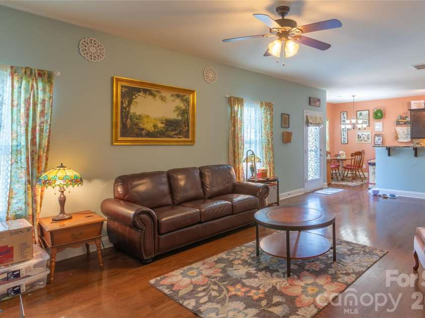 19449 Smith Circle, Cornelius, NC 28031.  MLS# CAR4347470, YatesRealty ID 14079. 