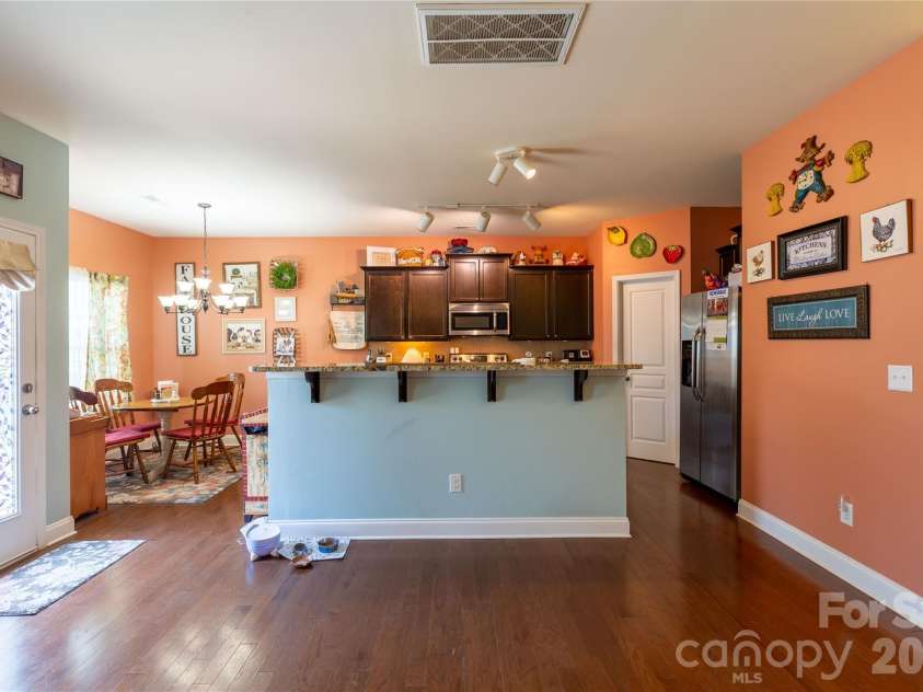 19449 Smith Circle, Cornelius, NC 28031.  MLS# CAR4347470, YatesRealty ID 14079. 