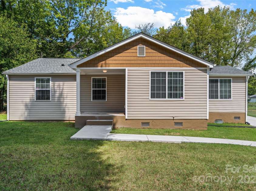 2510 Sherrill Street, Charlotte, NC 28208.  MLS# CAR4294165, YatesRealty ID 1408. 