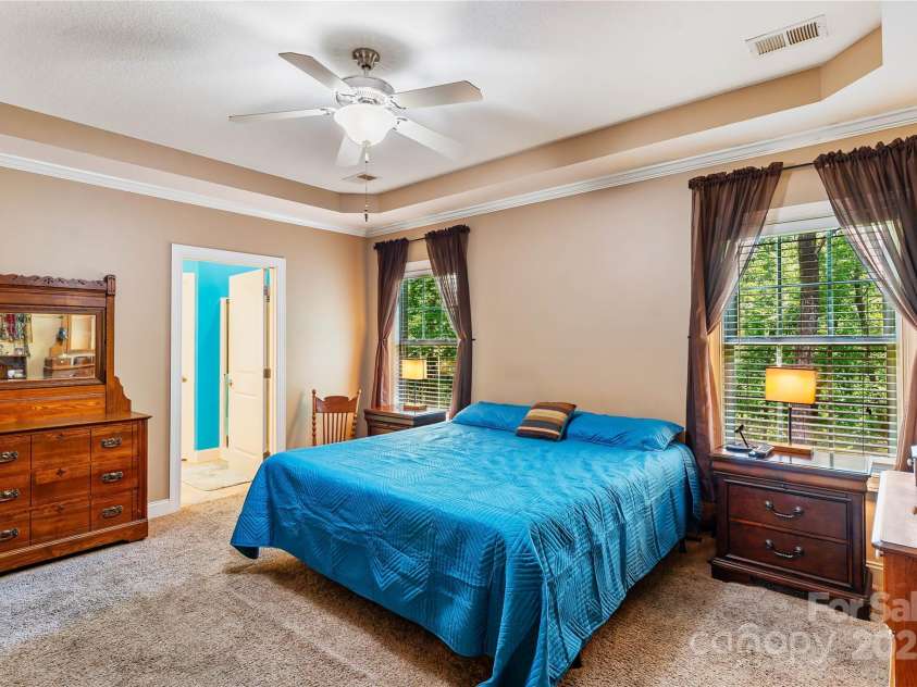 460 Dublin Lane, Columbus, NC 28722.  MLS# CAR4258747, YatesRealty ID 14080. 