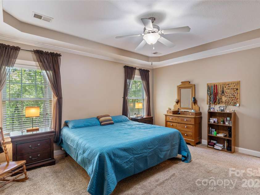 460 Dublin Lane, Columbus, NC 28722.  MLS# CAR4258747, YatesRealty ID 14080. 