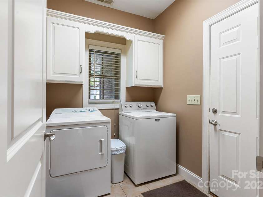 460 Dublin Lane, Columbus, NC 28722.  MLS# CAR4258747, YatesRealty ID 14080. 