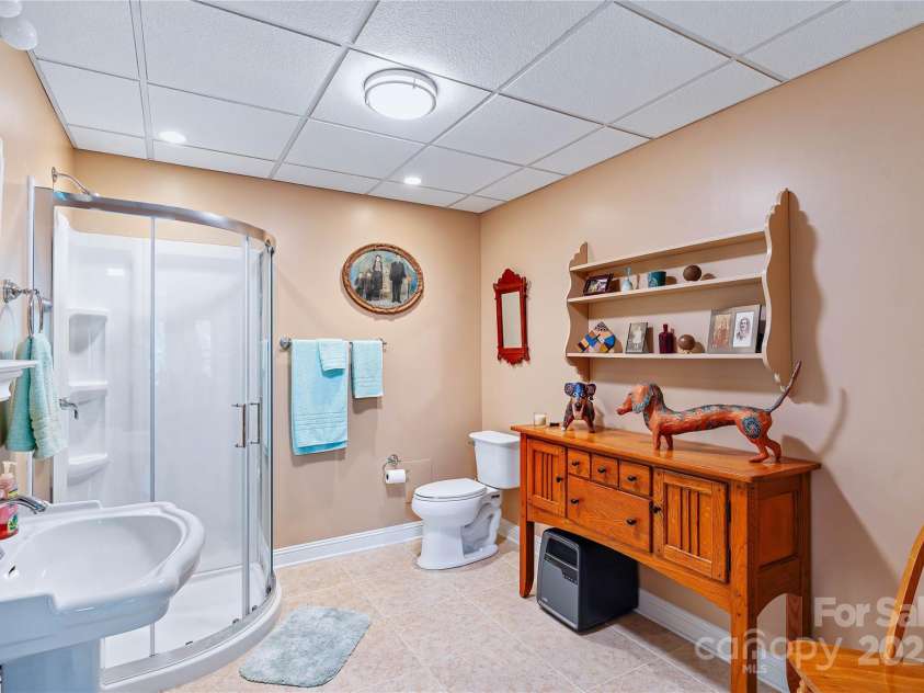 460 Dublin Lane, Columbus, NC 28722.  MLS# CAR4258747, YatesRealty ID 14080. 