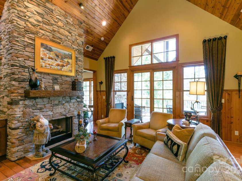 307 Spring Rock Road, Burnsville, NC 28714.  MLS# CAR4260739, YatesRealty ID 14081. 