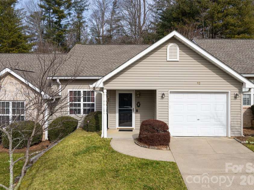 92 Wiltshire Circle, Fletcher, NC 28732.  MLS# CAR4342641, YatesRealty ID 14083. 