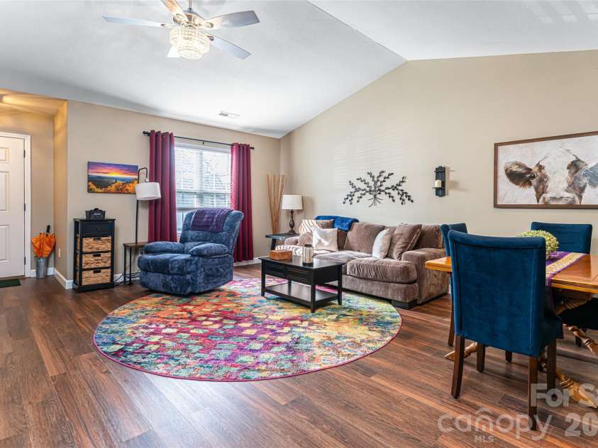 92 Wiltshire Circle, Fletcher, NC 28732.  MLS# CAR4342641, YatesRealty ID 14083. 