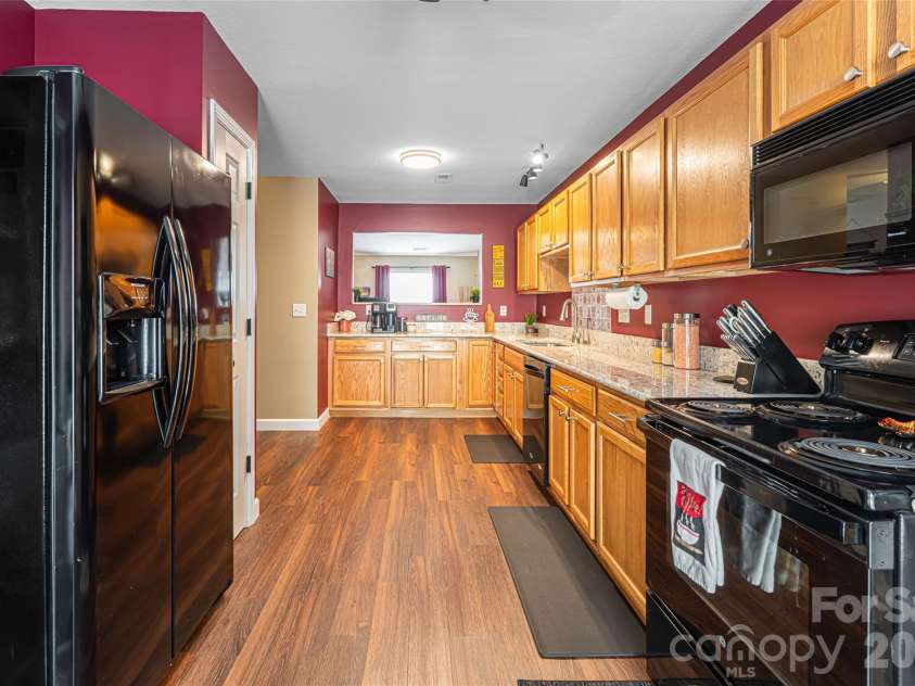 92 Wiltshire Circle, Fletcher, NC 28732.  MLS# CAR4342641, YatesRealty ID 14083. 