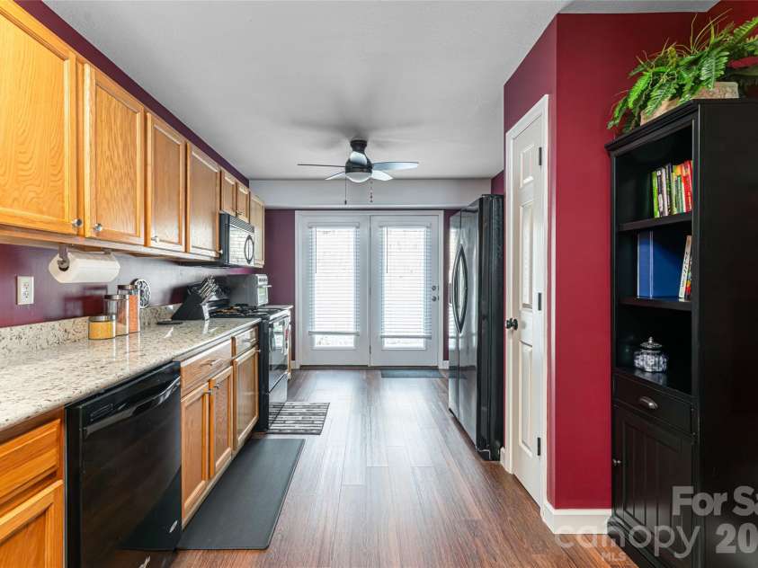 92 Wiltshire Circle, Fletcher, NC 28732.  MLS# CAR4342641, YatesRealty ID 14083. 