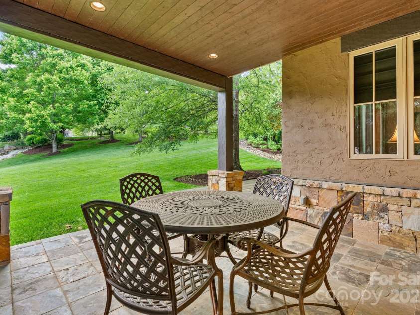 577 Walnut Valley Parkway, Arden, NC 28704.  MLS# CAR4260809, YatesRealty ID 14084. 