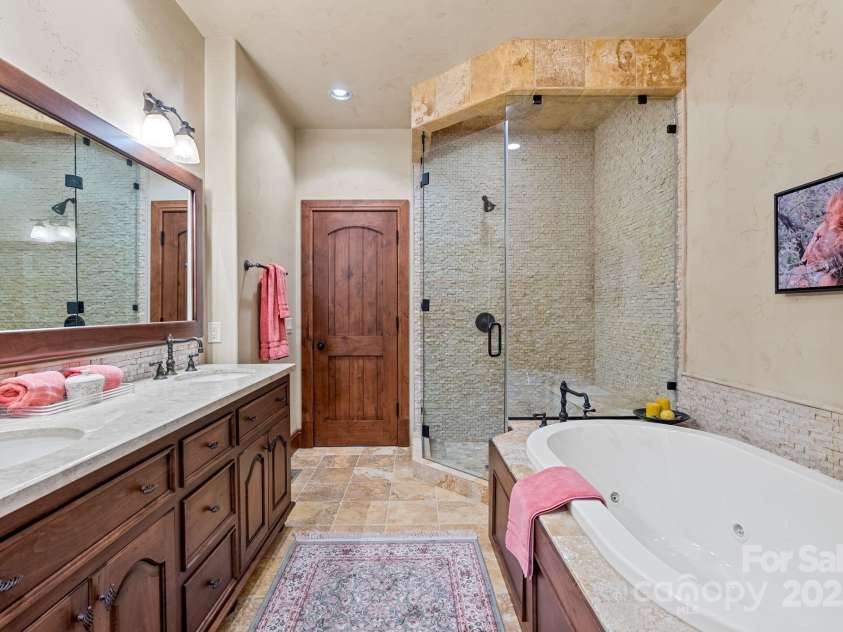 577 Walnut Valley Parkway, Arden, NC 28704.  MLS# CAR4260809, YatesRealty ID 14084. Primary bathroom