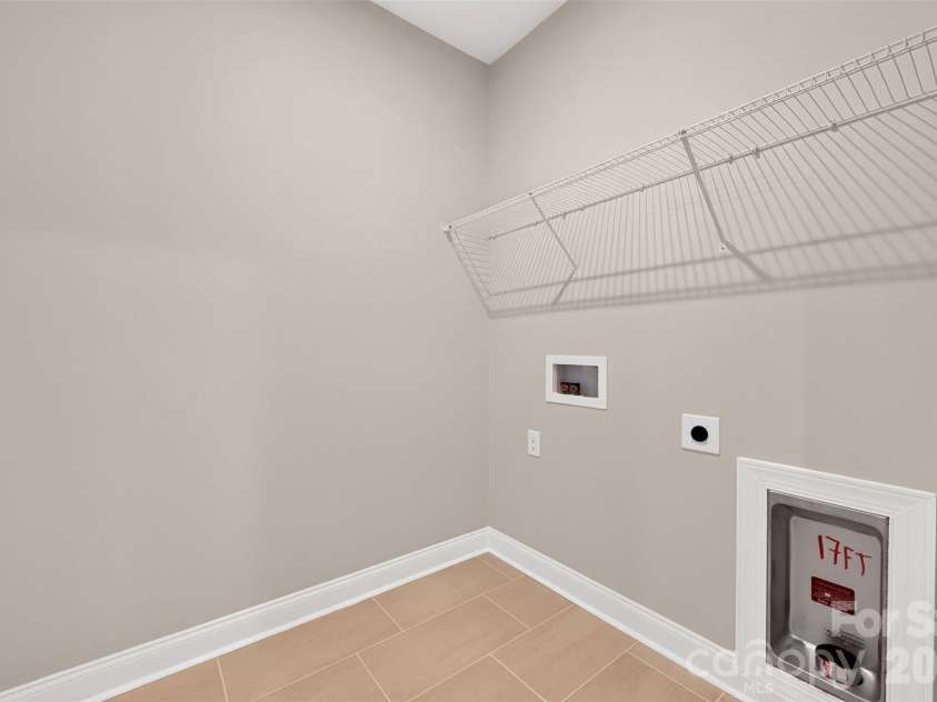 6012 Yellow Buckeye Drive, Charlotte, NC 28277.  MLS# CAR4396146, YatesRealty ID 14085. Laundry room
