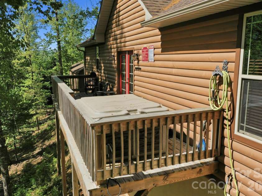131 Pier Point Drive, Lake Lure, NC 28746.  MLS# CAR4371285, YatesRealty ID 14088. 