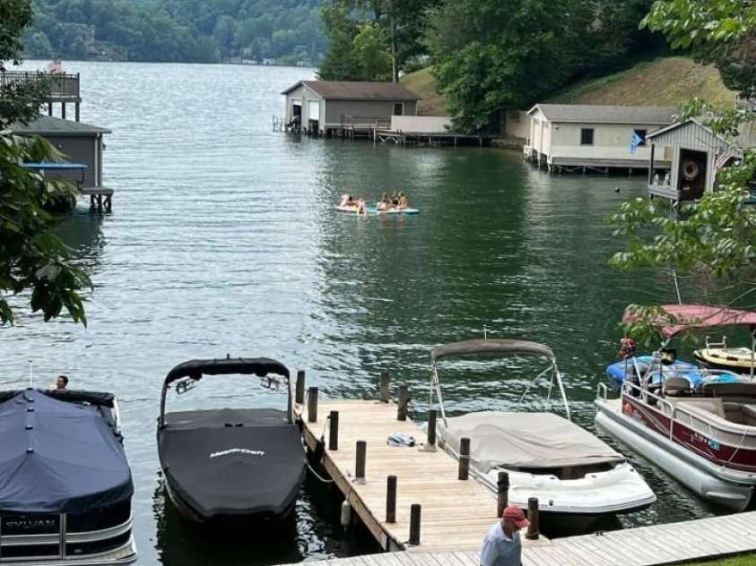 131 Pier Point Drive, Lake Lure, NC 28746.  MLS# CAR4371285, YatesRealty ID 14088. Pier Point