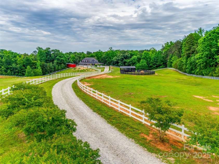 3091 Old Meeting House Road, Sharon, SC 29742.  MLS# CAR4257169, YatesRealty ID 14090. 
