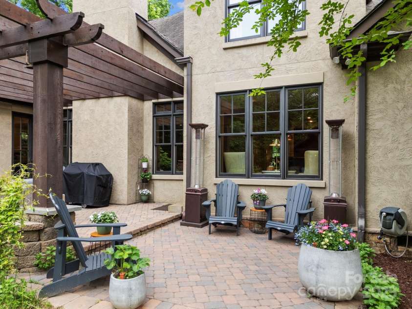 21305 Sandy Cove Road, Cornelius, NC 28031.  MLS# CAR4250866, YatesRealty ID 14091. 