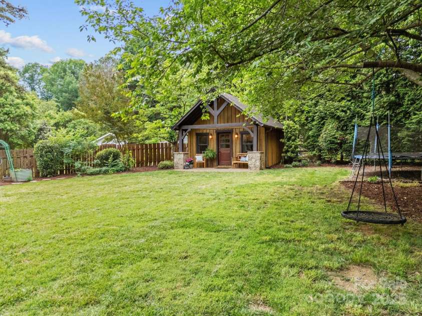 21305 Sandy Cove Road, Cornelius, NC 28031.  MLS# CAR4250866, YatesRealty ID 14091. 