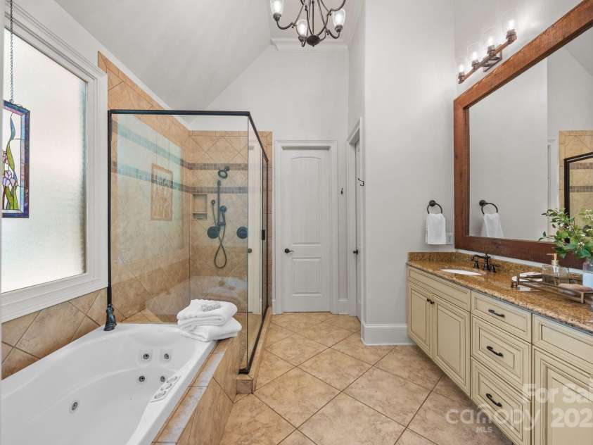 21305 Sandy Cove Road, Cornelius, NC 28031.  MLS# CAR4250866, YatesRealty ID 14091. 