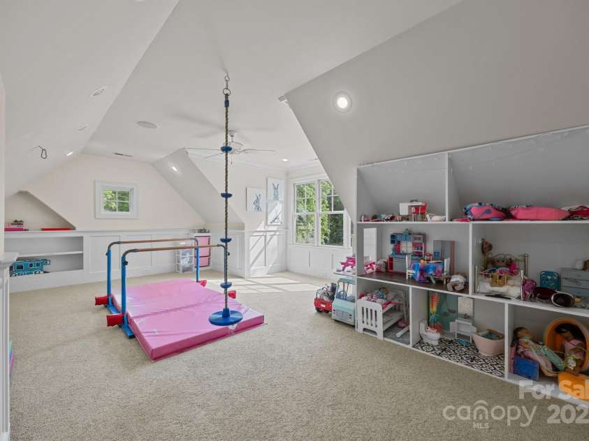 21305 Sandy Cove Road, Cornelius, NC 28031.  MLS# CAR4250866, YatesRealty ID 14091. 