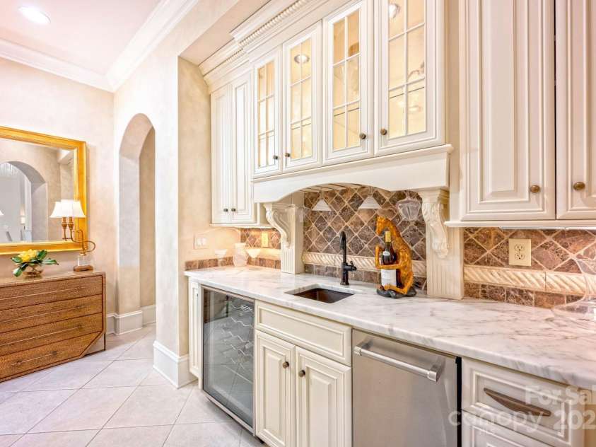 140 Lightship Drive, Mooresville, NC 28117.  MLS# CAR4253986, YatesRealty ID 14092. 