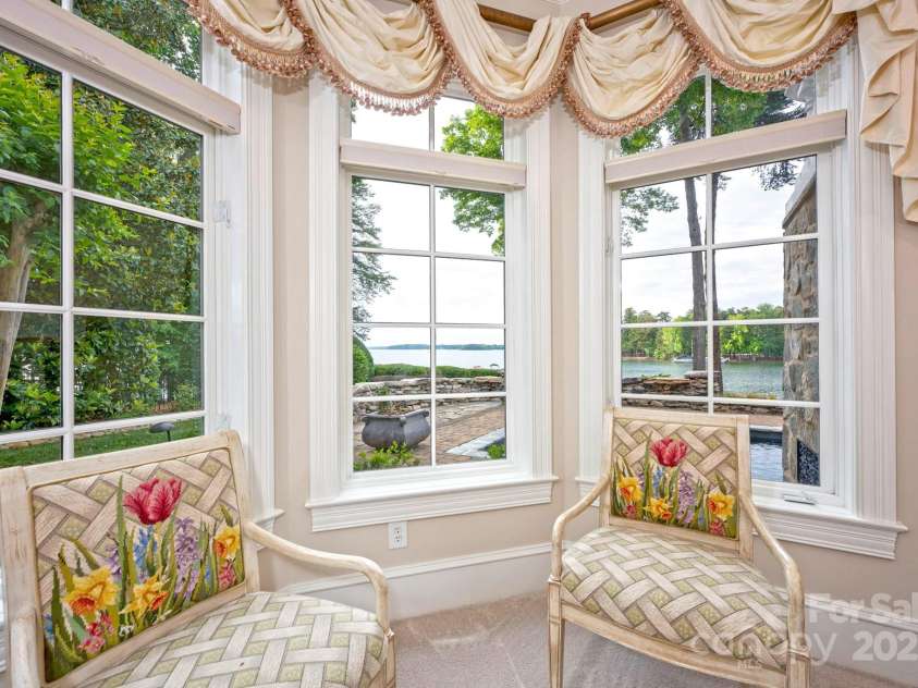 140 Lightship Drive, Mooresville, NC 28117.  MLS# CAR4253986, YatesRealty ID 14092. 