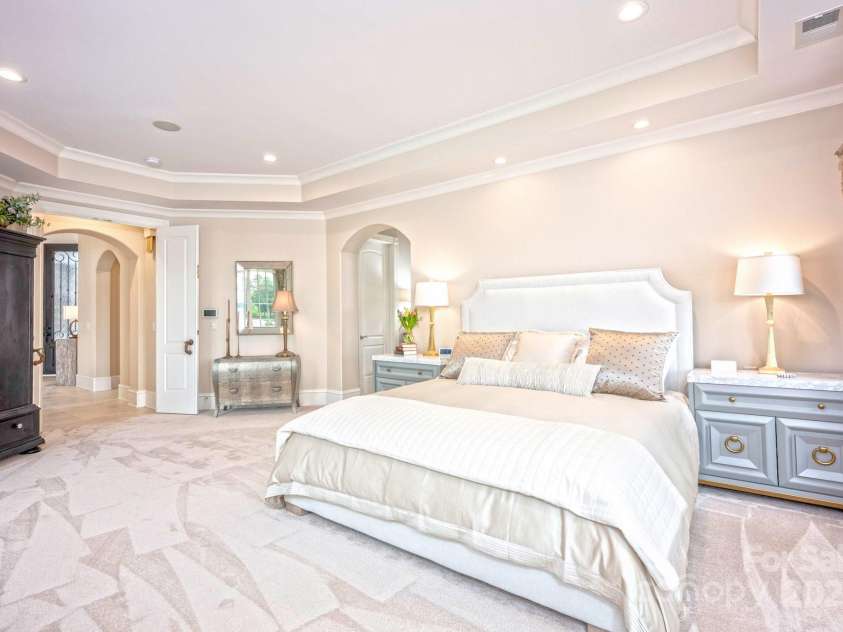 140 Lightship Drive, Mooresville, NC 28117.  MLS# CAR4253986, YatesRealty ID 14092. Pristine Condition