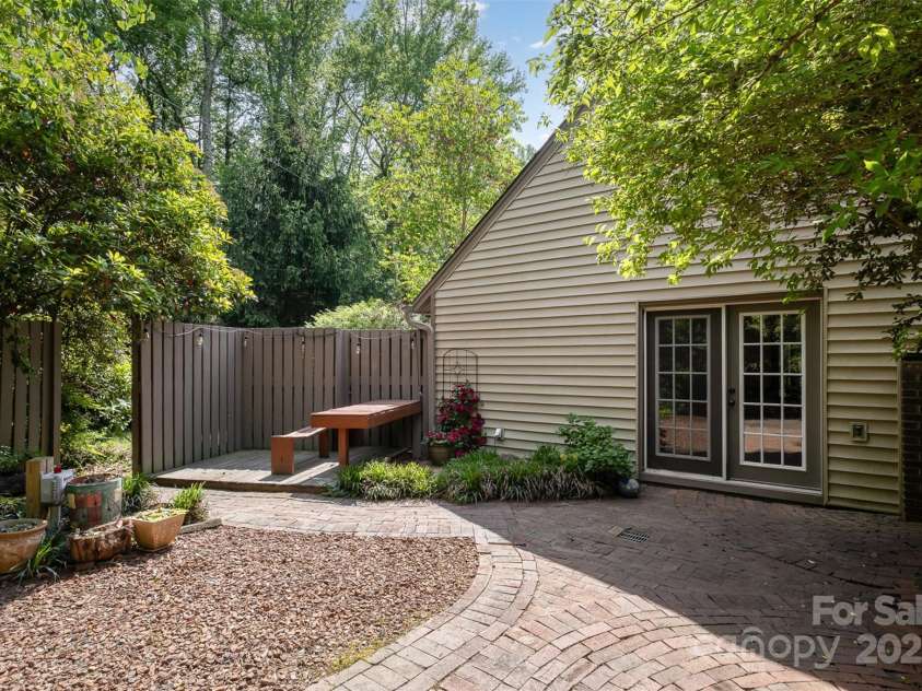 1160 Walton Place, Salisbury, NC 28146.  MLS# CAR4253953, YatesRealty ID 14093. 