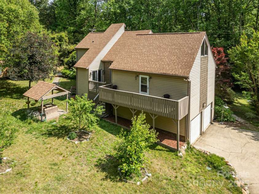 1160 Walton Place, Salisbury, NC 28146.  MLS# CAR4253953, YatesRealty ID 14093. 