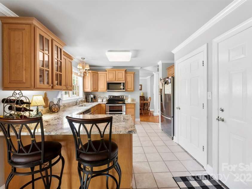 3003 Eaker Drive, Cherryville, NC 28021.  MLS# CAR4248561, YatesRealty ID 14095. 