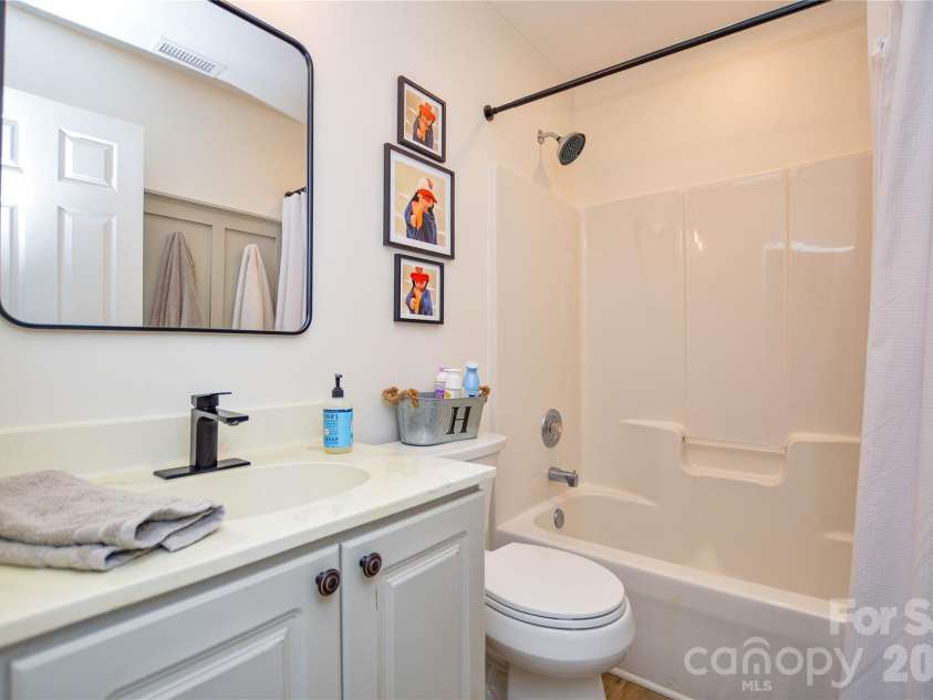 3602 Arthur Street, Indian Trail, NC 28079.  MLS# CAR4370198, YatesRealty ID 14095. Bathroom 2