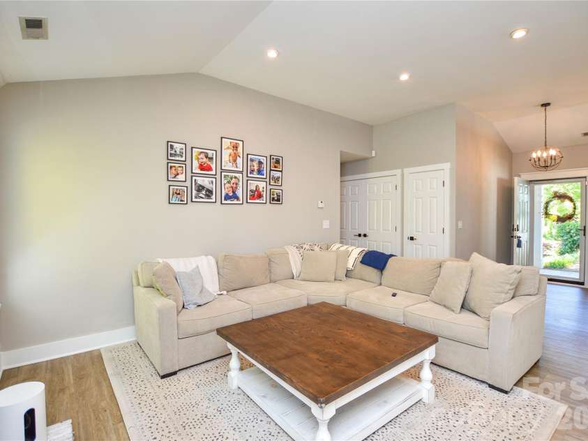 3602 Arthur Street, Indian Trail, NC 28079.  MLS# CAR4370198, YatesRealty ID 14095. Spacious Great Room  